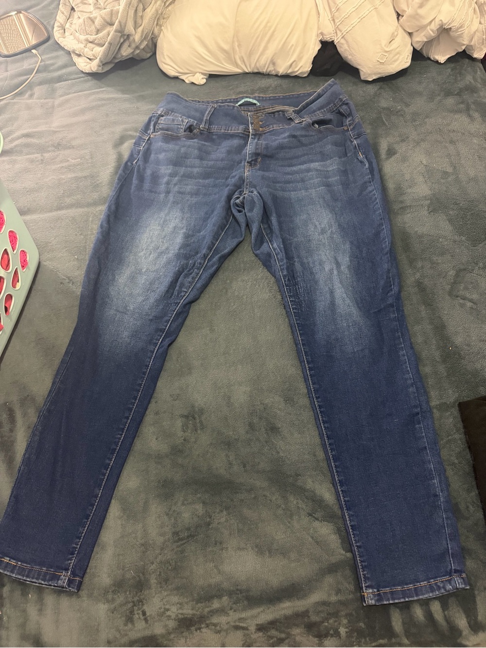 Wax Jean Women's Skinny Jeans in Dark Blue